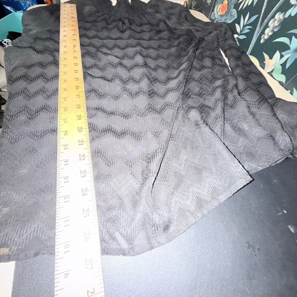 mossimo Black Sheer Mock Neck‎ Zig Zag Pattern Large Long Sleeve Top whimsigoth - Picture 5 of 5